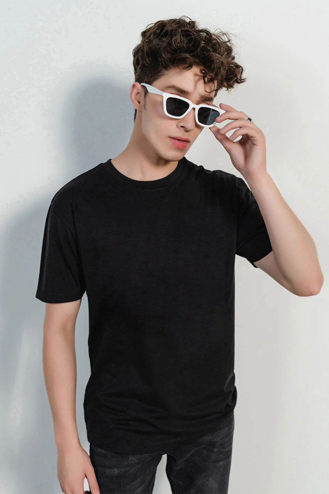 Basic T-Shirt - Regular - Image 18