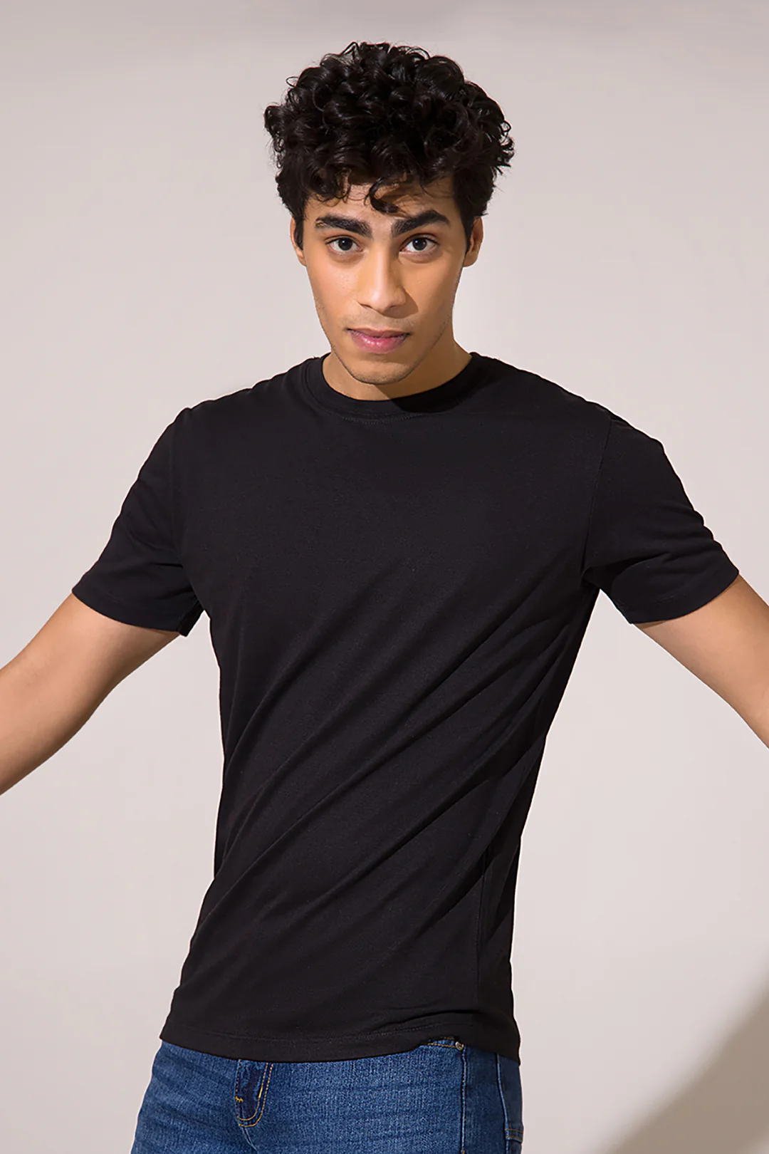 Basic T-Shirt - Regular - Image 7