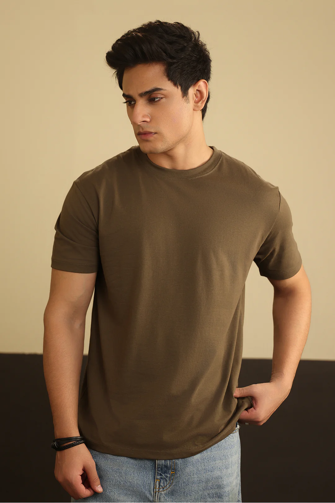 Basic T-Shirt - Regular - Image 24