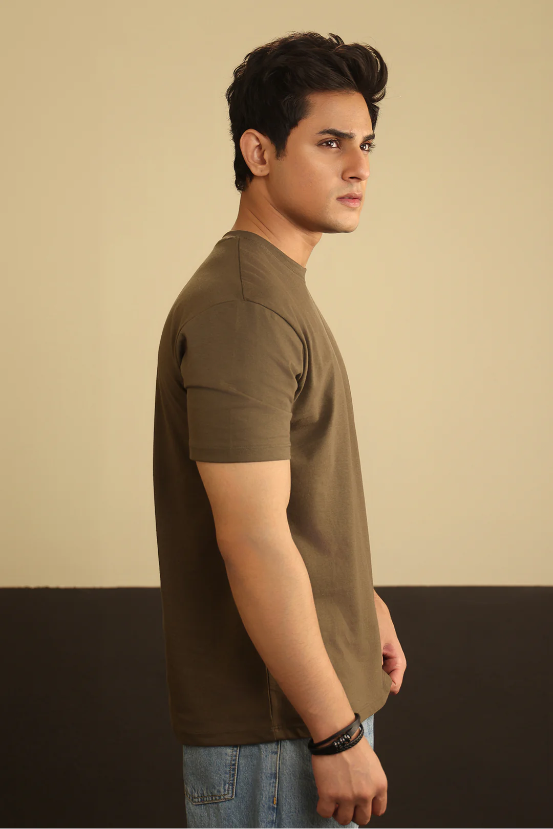 Basic T-Shirt - Regular - Image 26