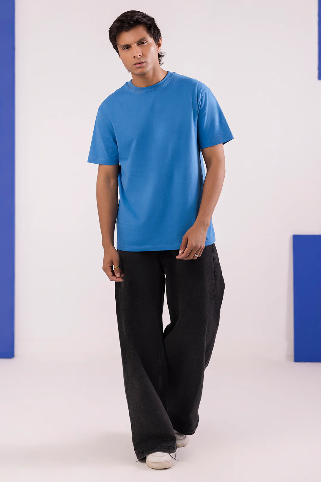 Basic T-Shirt - Regular - Image 16