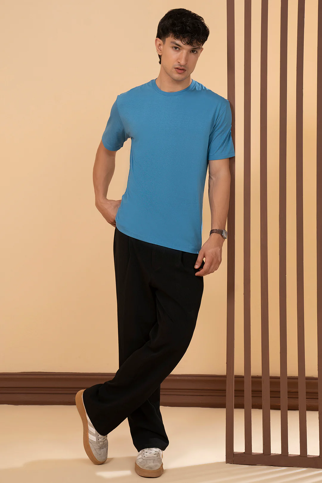 Basic T-Shirt - Regular - Image 10