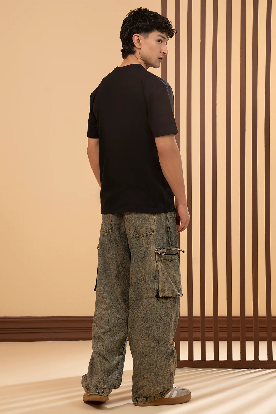 Basic T-Shirt - Regular - Image 7