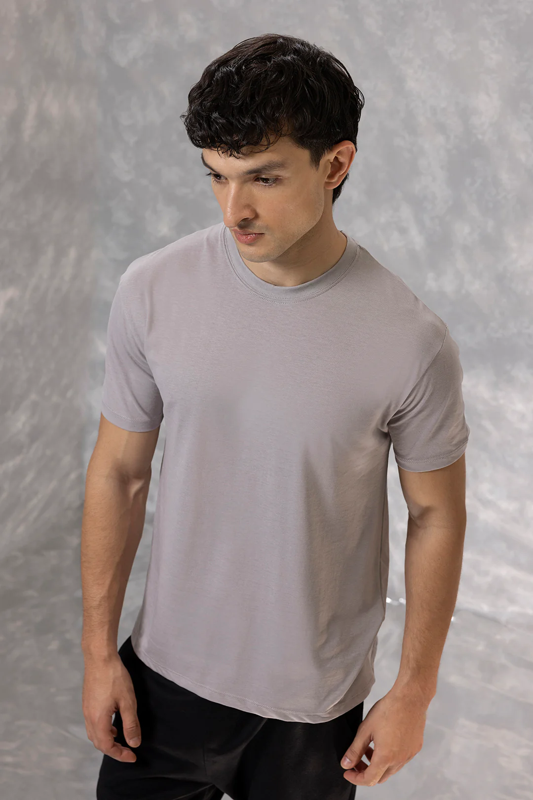 Basic T-Shirt - Regular - Image 96