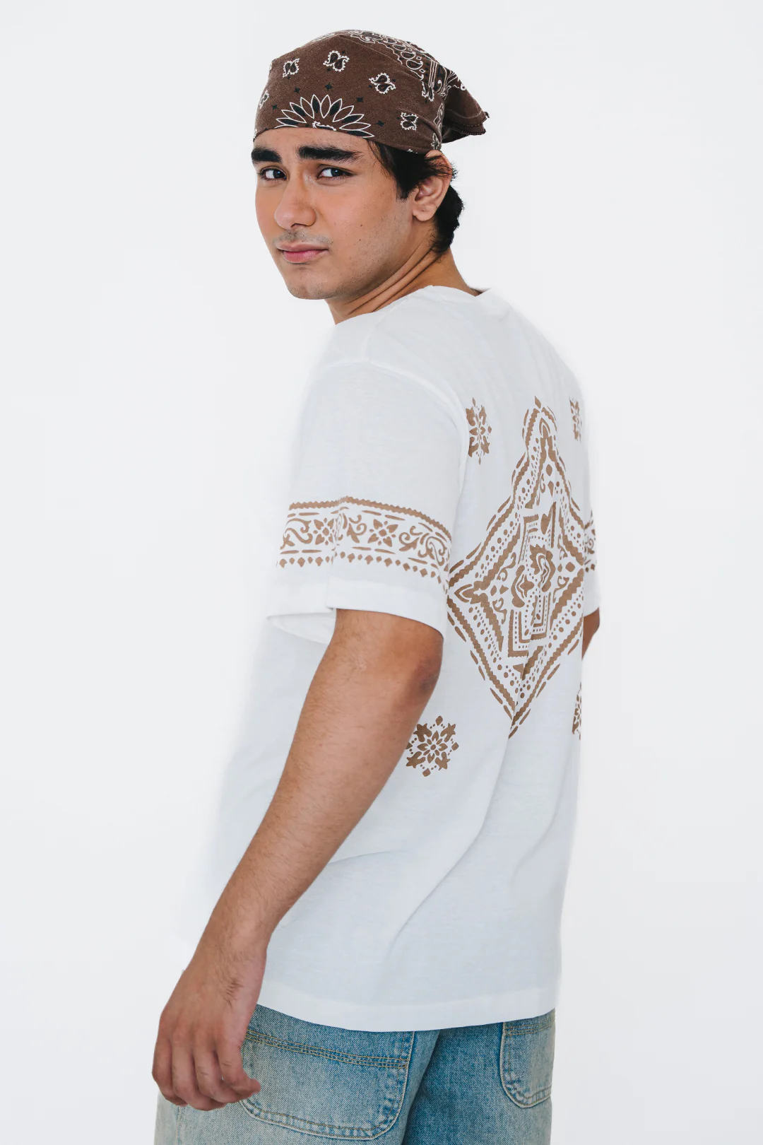 Relax Graphic T-Shirt - X035 - Image 6