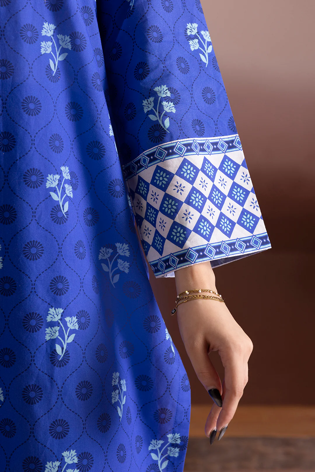Kurta Dupatta Trouser - 2630 - Image 5