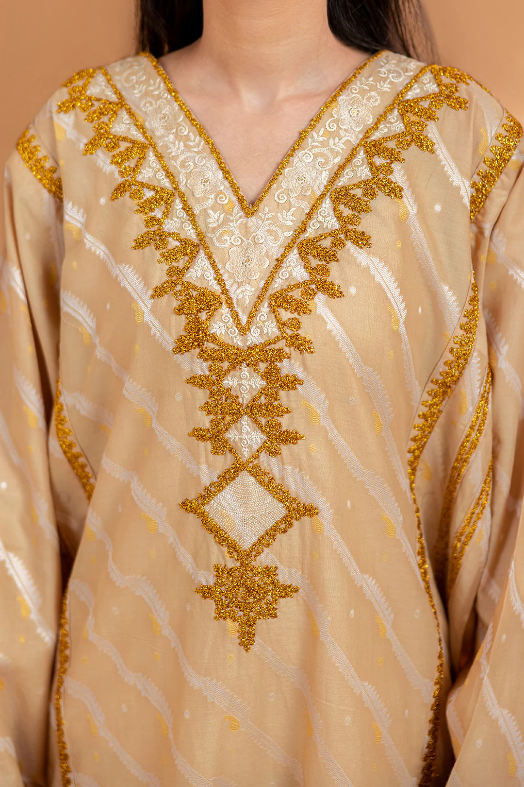 Embroidered Kurta Dupatta Trouser - 3360 - Image 6