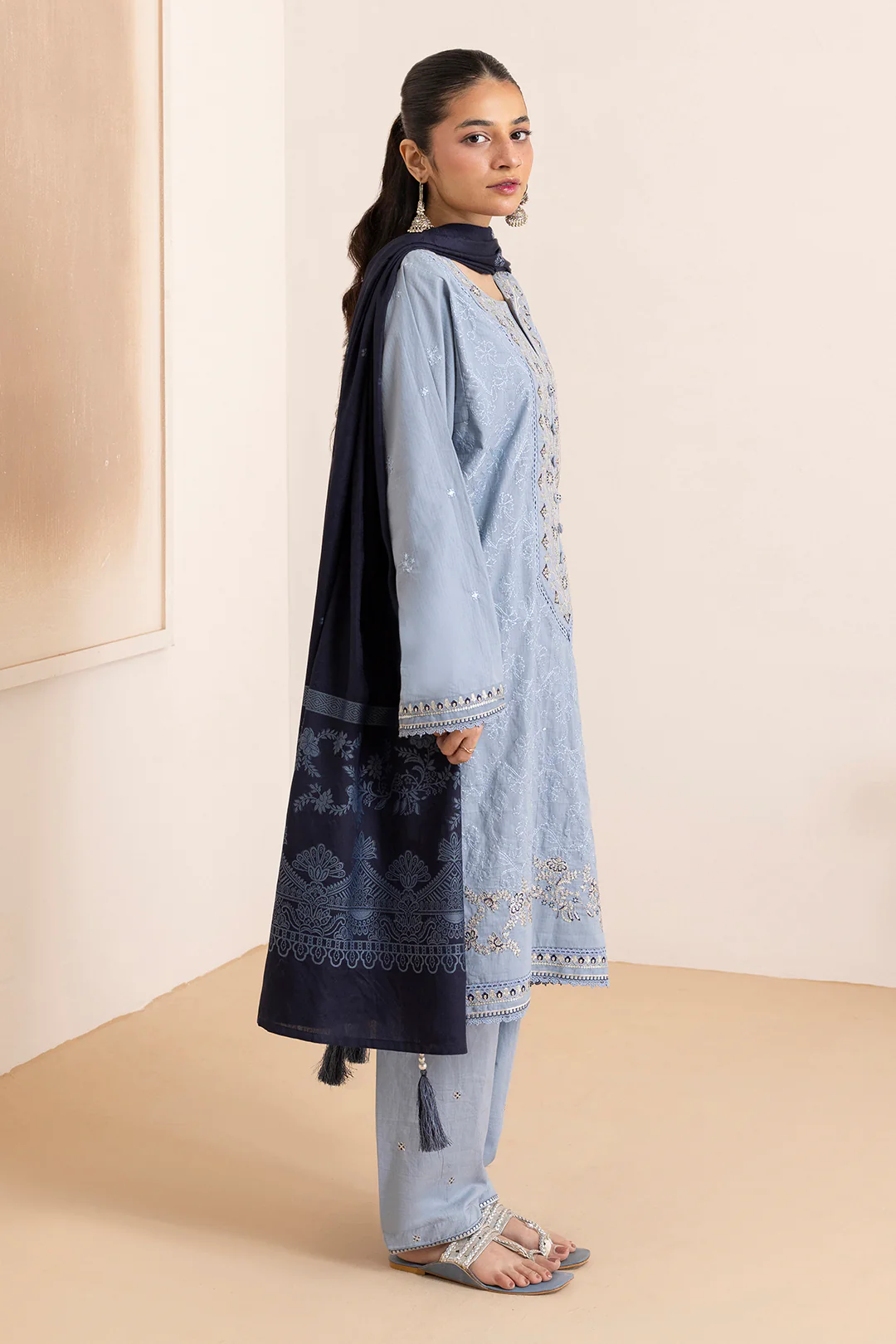 Embroidered Kurta Dupatta Trouser - 3370 - Image 10