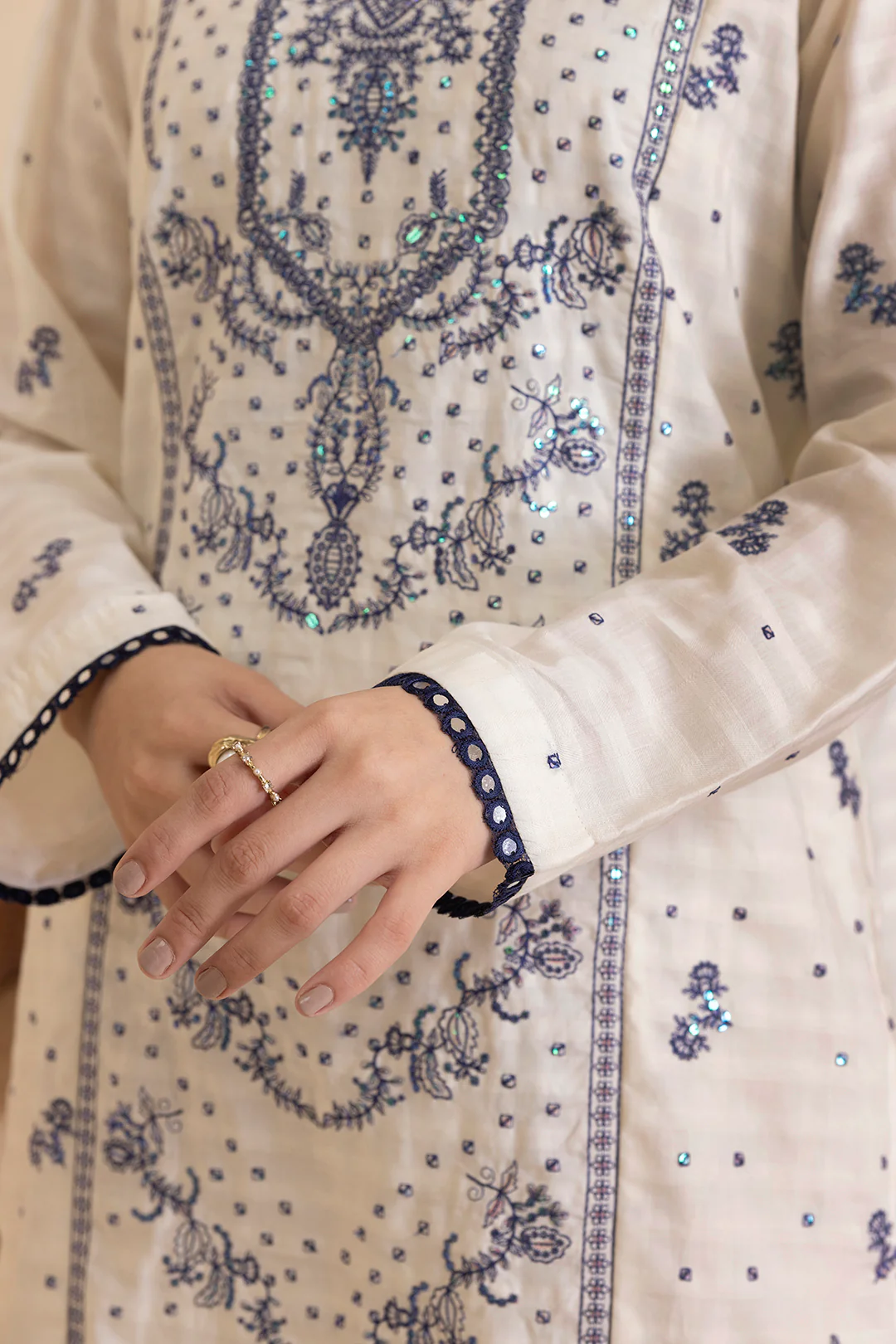 Embroidered Kurta Dupatta Trouser - 2567 - Image 13