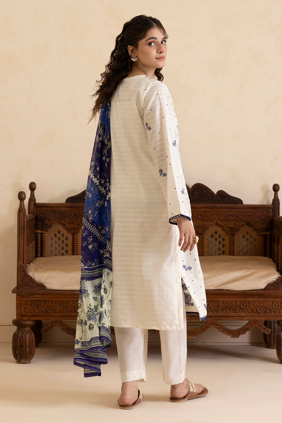 Embroidered Kurta Dupatta Trouser - 2567 - Image 16