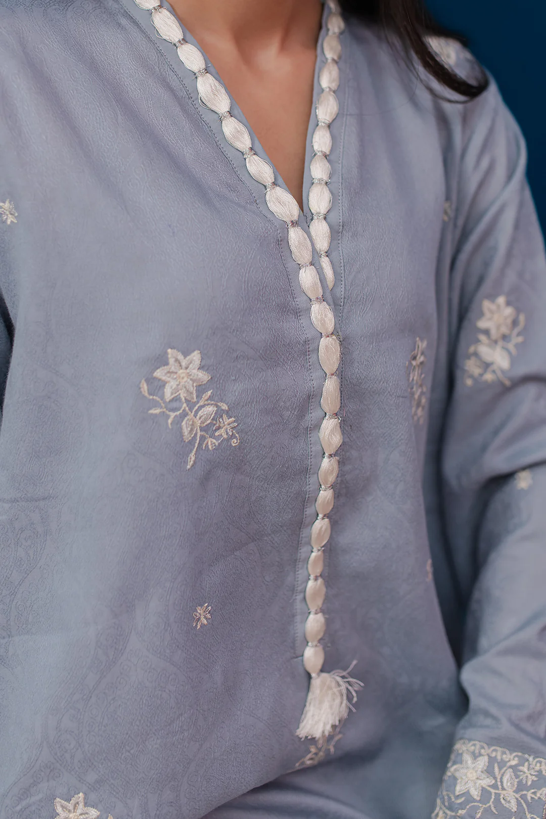 Embroidered Kurta Trouser - 3350 - Image 5