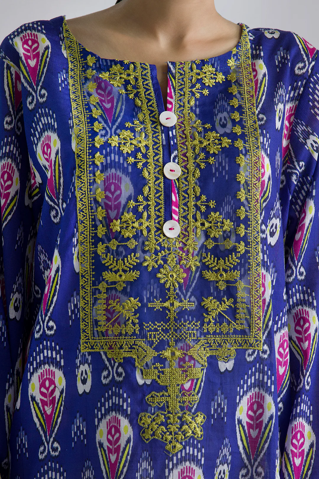 Embroidered Kurta - 3128 - Image 4